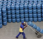 2020-04-08t210356z_1_lynxnpeg370nq_rtroptp_4_energy-bolivia-brazil