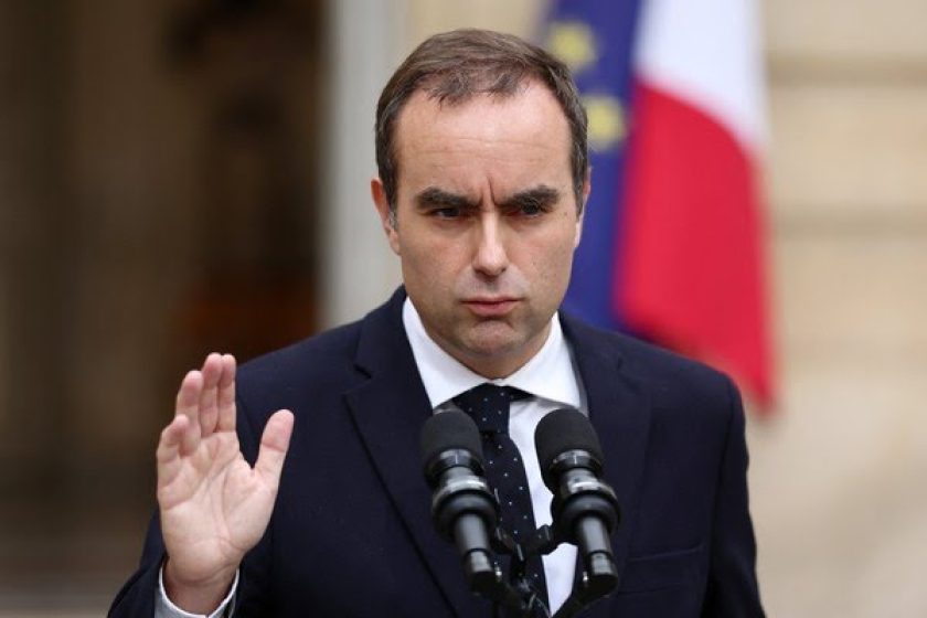 2025-10-06t085915z-796407317-rc286hai7eag-rtrmadp-3-france-politics