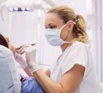 Dentista_Odonto_Foto-wavebreakmedia_micro
