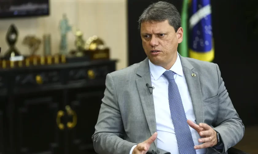 ministro-infraestrutura_mcamgo_abr_201220211818-4